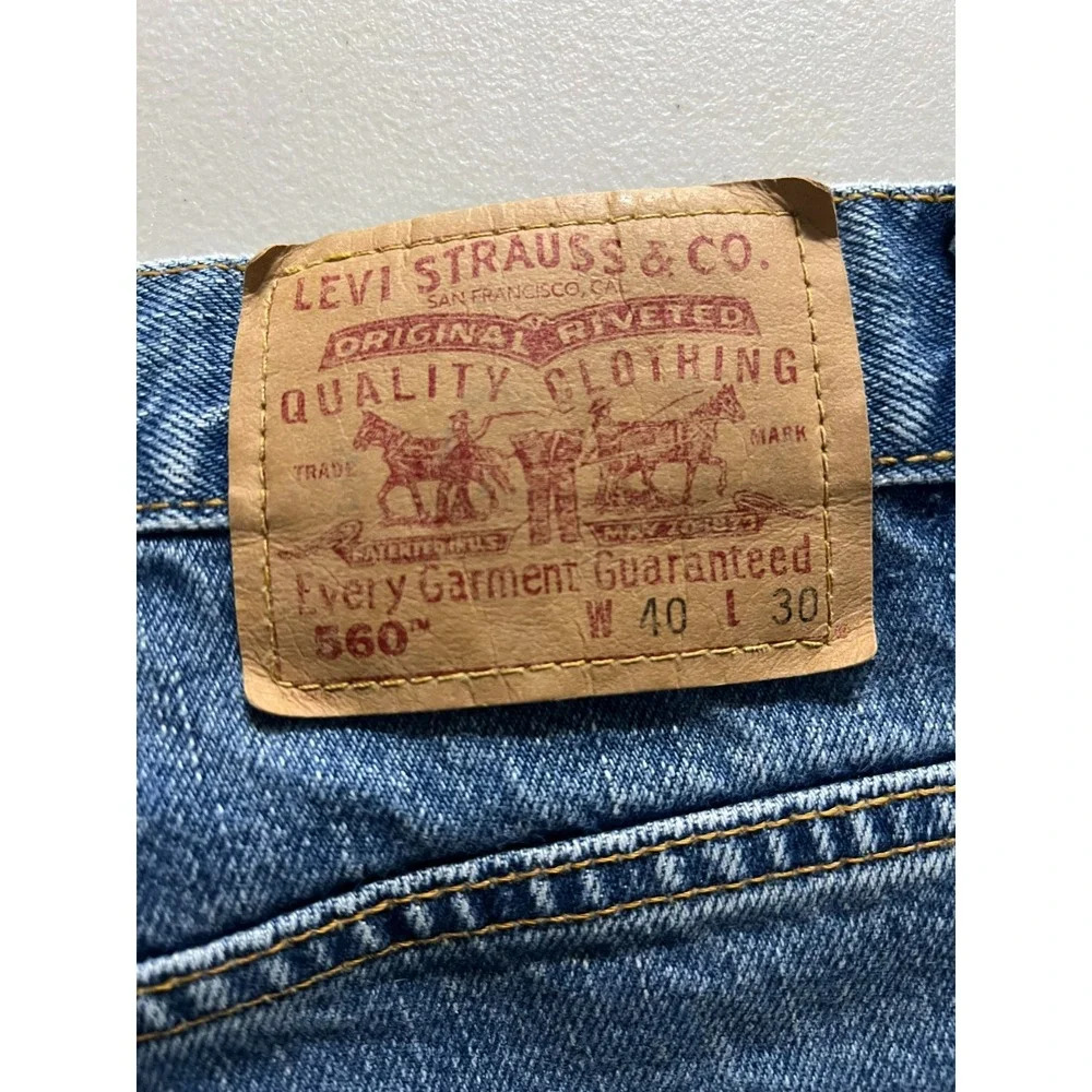 Levi's Vintage 560 40x30 Measures 38x29 Loose Tapered Y2K Made in Mexico Jeans